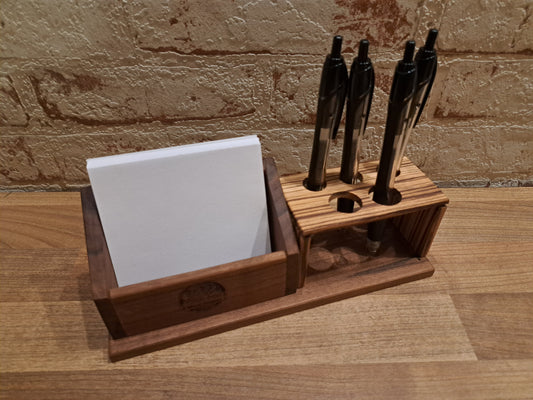 Schreibtisch Organizer aus Walnuss