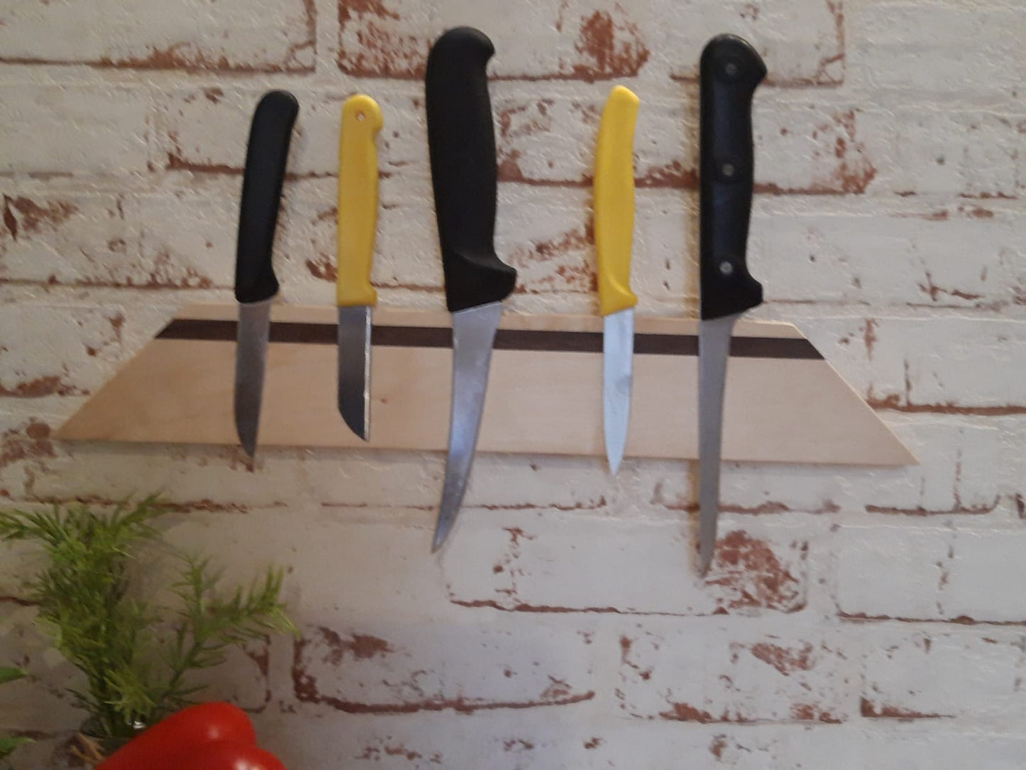 Magnetische Messerleiste aus Ahorn und Walnuss